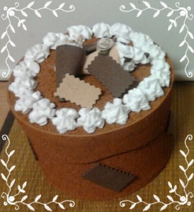 cajitarta crocanti chocolate con cucuruchos de merengue 1
